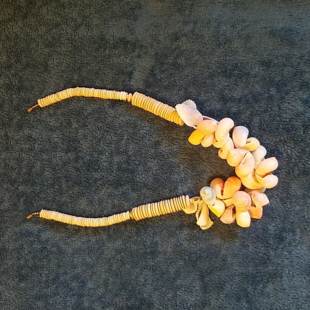 Sea shells necklace